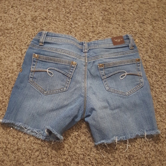 shorts - Picture 2 of 2